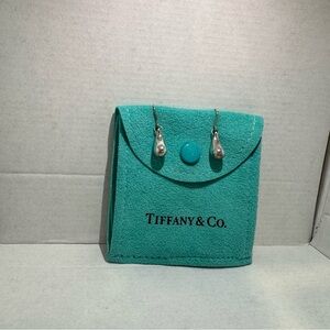 Tiffany & Co. Elsa Peretti Teardrop Earrings – Sterling Silver (.925)